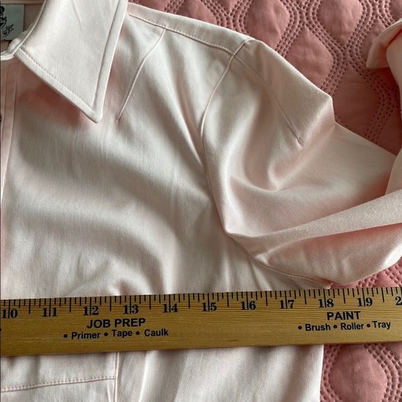 Renfrew Stylish Pink Button-Up Shirt - Picture 12 of 14